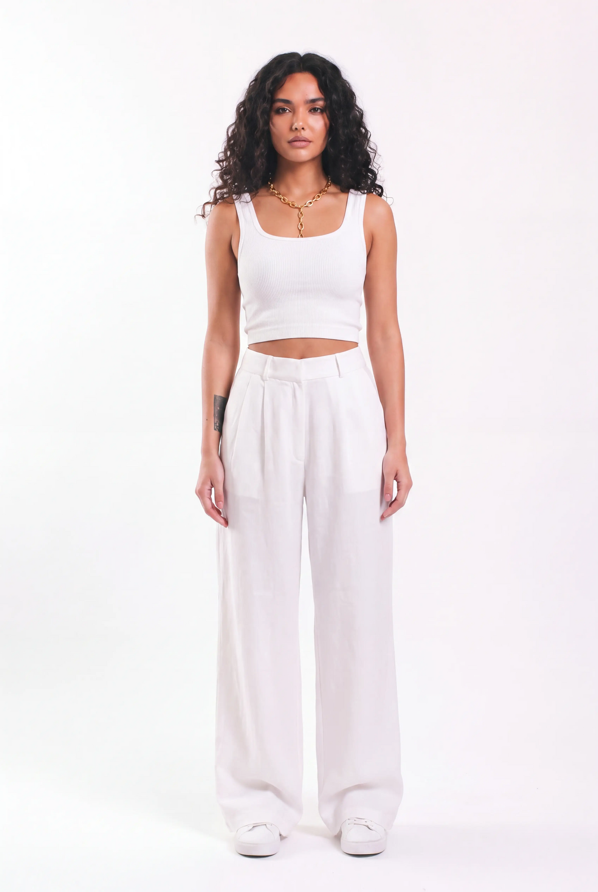 Linen pleated trousers